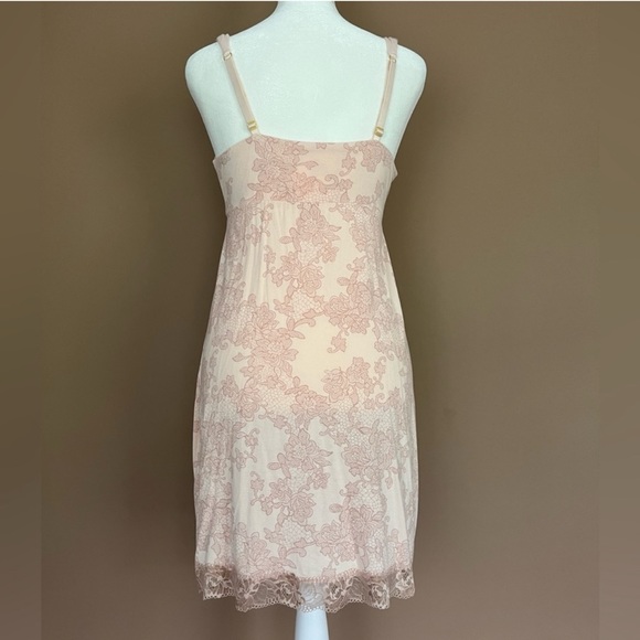 Soma’s Cool Nights Lace V-Neck Chemise - Picture 9 of 14